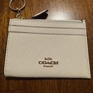 Coach White Leather Keychain Wallet